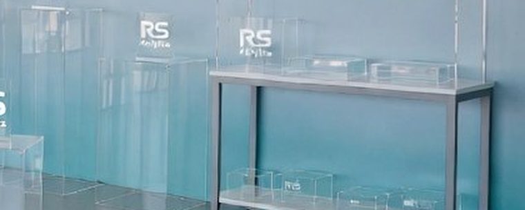 Acrylic Menu Holders & Table Displays made in Dubai by RS Acrylics